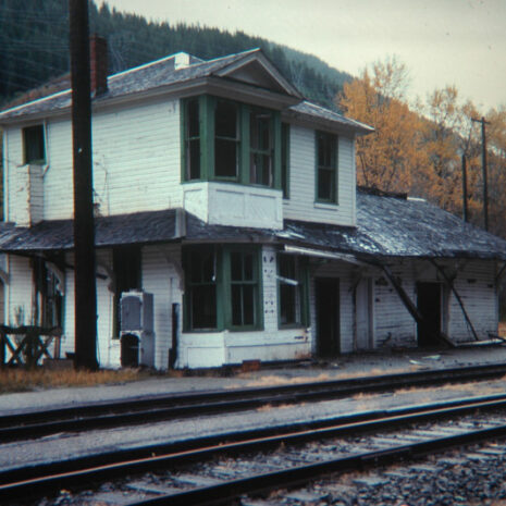Lester Station